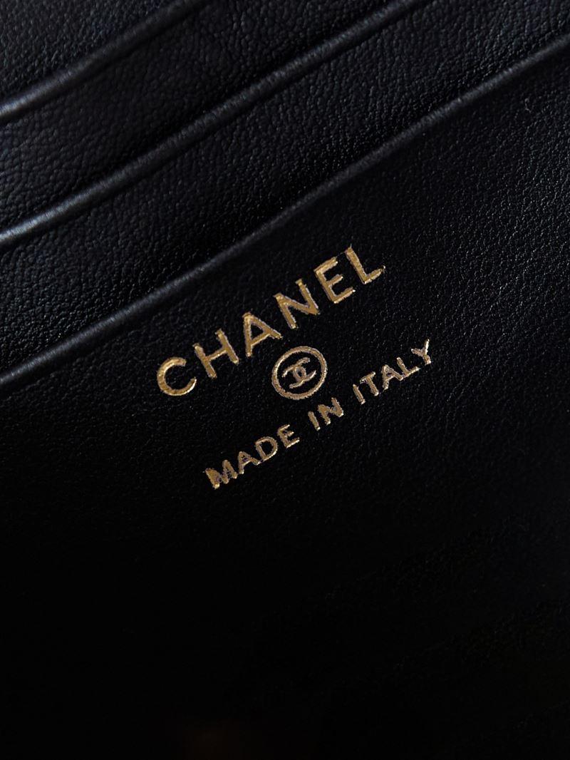 Ch**el cosmetic bags